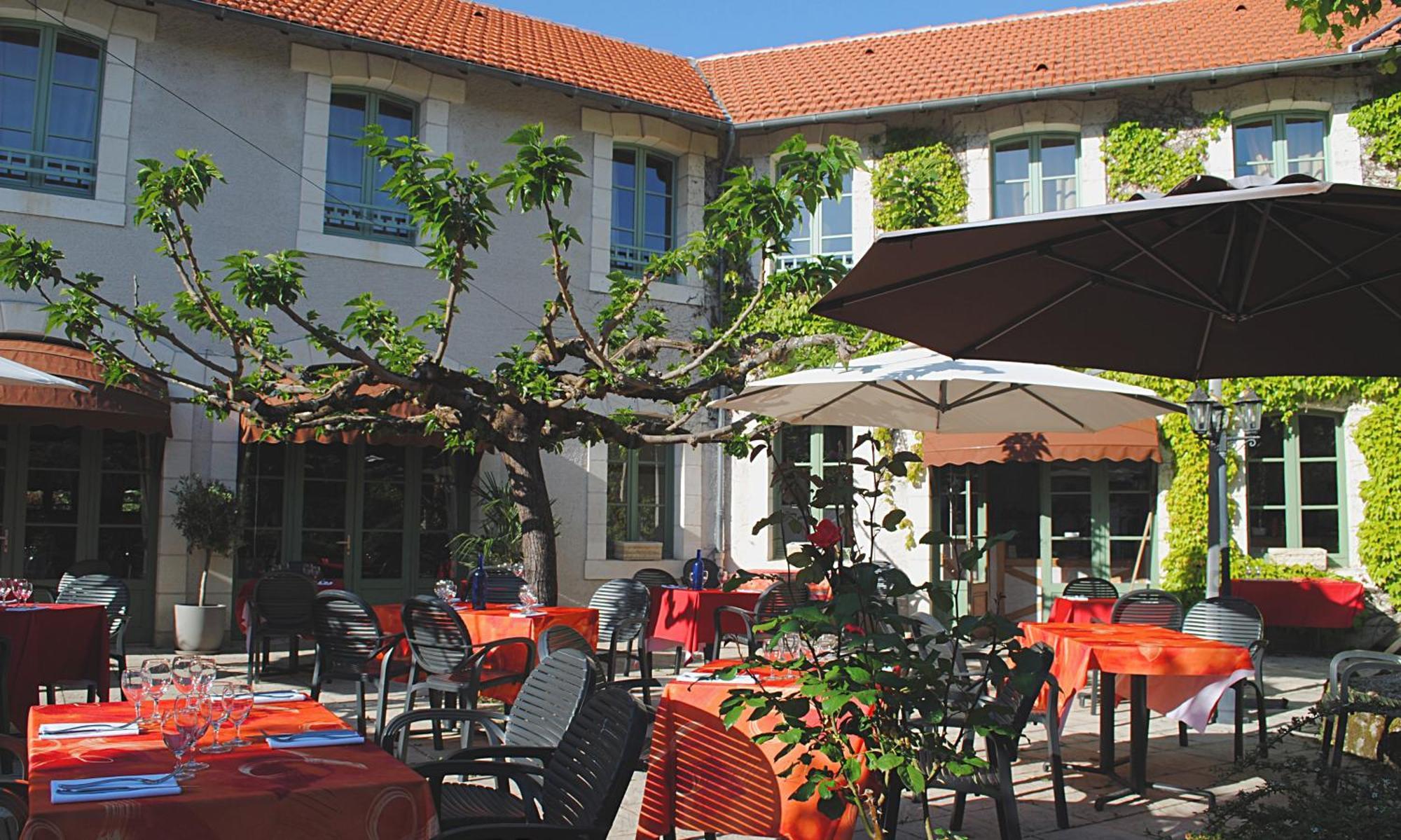 Logis Hostellerie Du Perigord Vert Brantôme Eksteriør billede