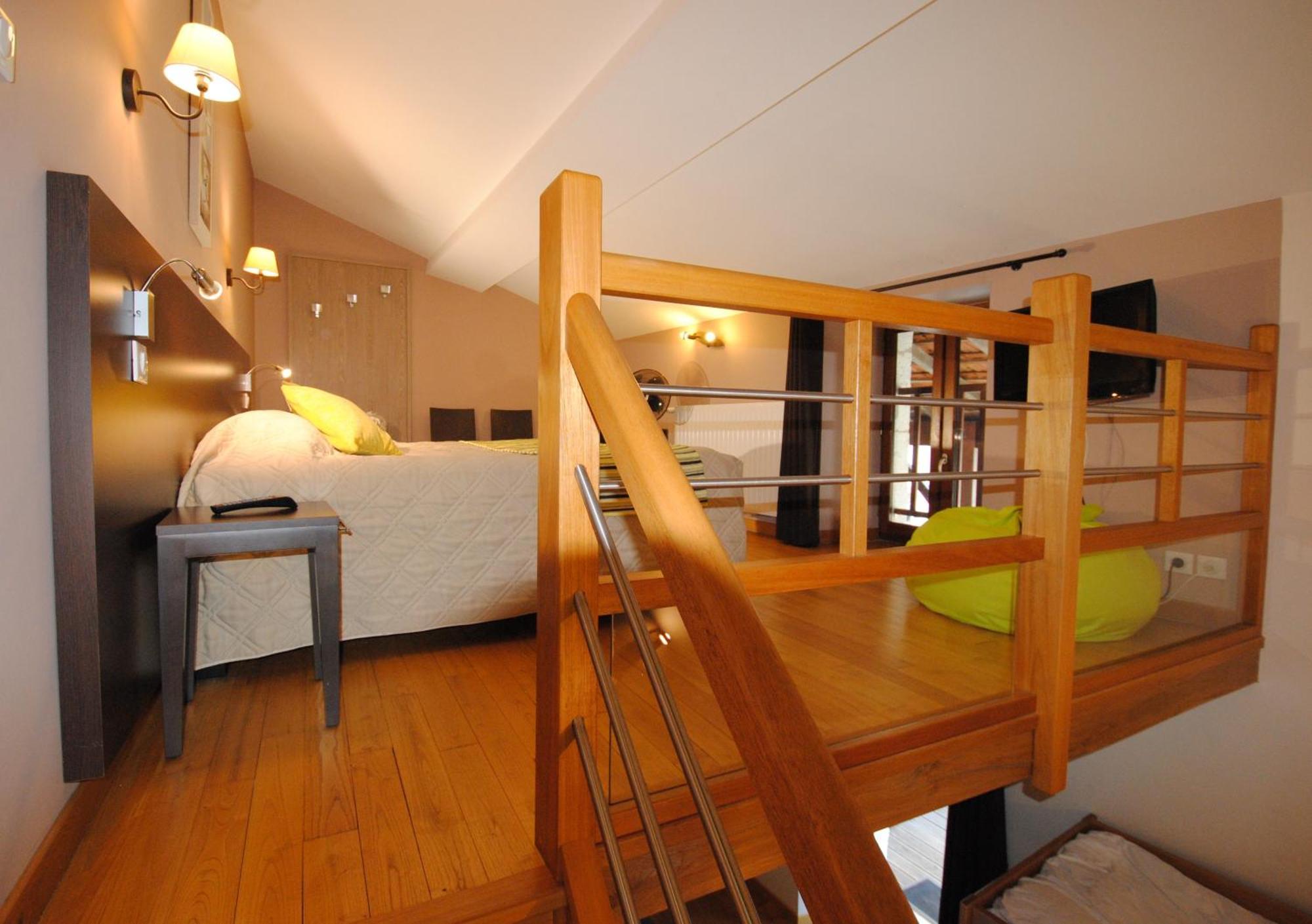 Logis Hostellerie Du Perigord Vert Brantôme Eksteriør billede