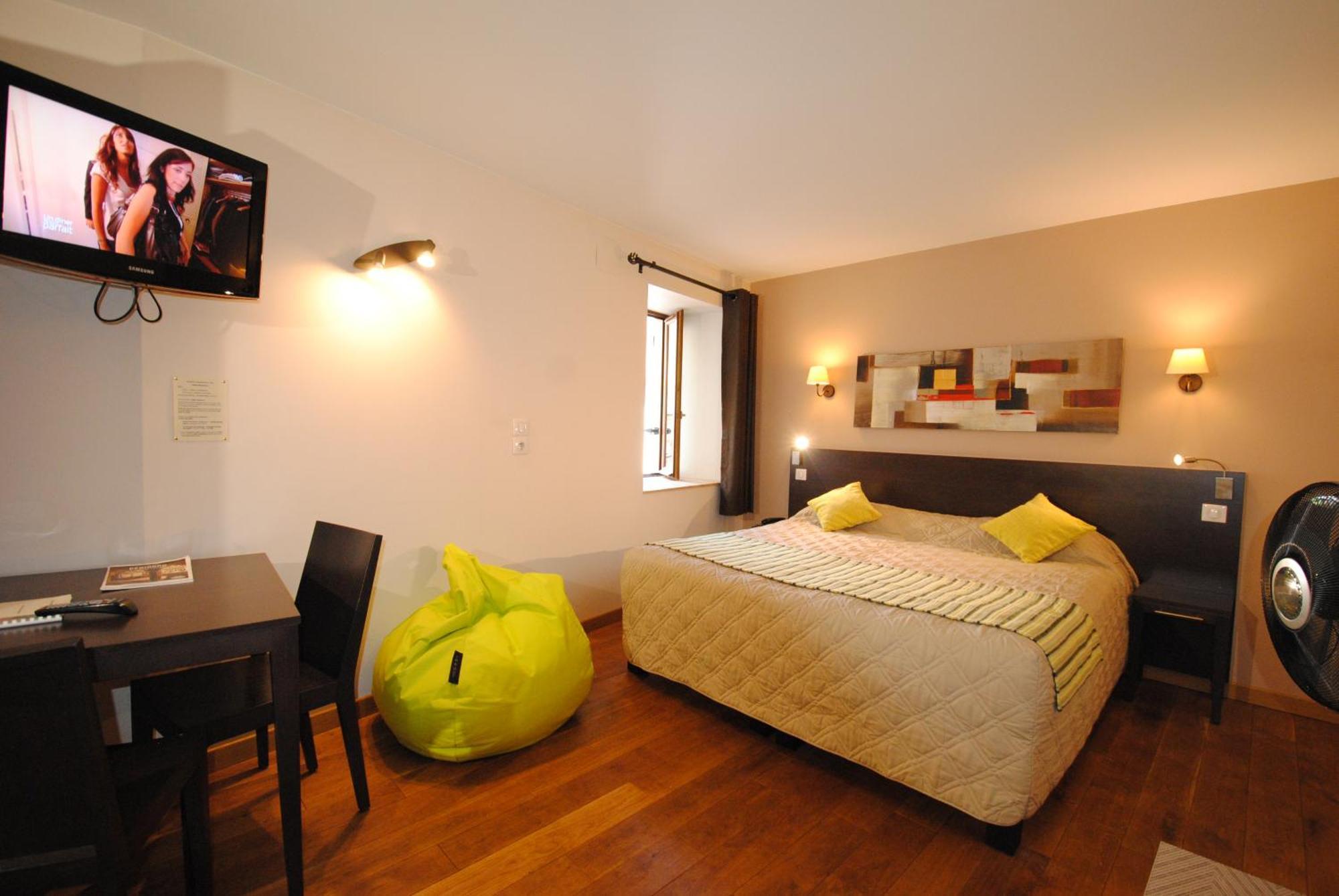 Logis Hostellerie Du Perigord Vert Brantôme Eksteriør billede