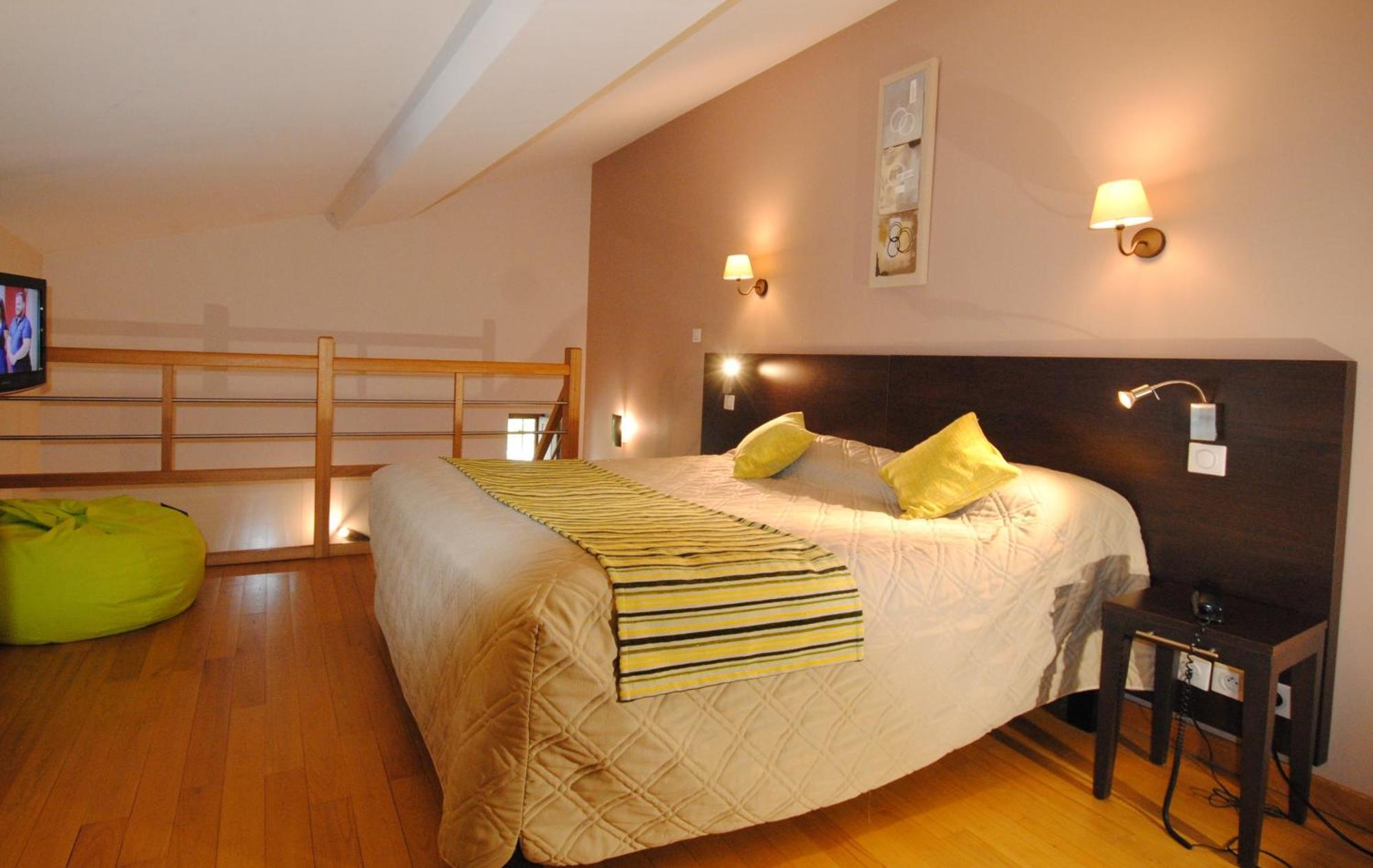 Logis Hostellerie Du Perigord Vert Brantôme Eksteriør billede